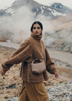 Polene Béri Textured Taupe | AUX9548Y